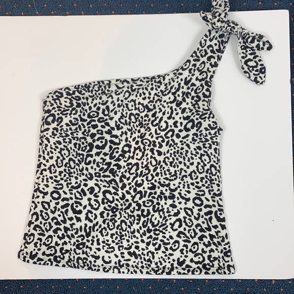 GAZE OFF SHOULDER SHIRT - Picture 1 of 3